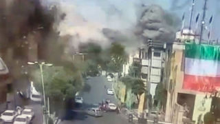 تصاویر انفجار میدان تجریش هوش مصنوعی بود؟/ پخش ویدئویی برای اولین بار تصاویر انفجار میدان تجریش هوش مصنوعی بود؟/ پخش ویدئویی برای اولین بار