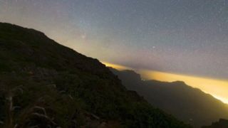 تایملپس هشت ساعته خیرهکننده از چرخش زمین تایملپس هشت ساعته خیرهکننده از چرخش زمین