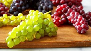 هر رنگ انگور چه فوایدی دارد؟ + بهترین رنگ انگور برای سلامتی هر رنگ انگور چه فوایدی دارد؟ + بهترین رنگ انگور برای سلامتی