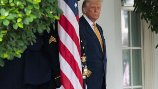 فارن افرز: دوباره آمریکا را تنها می‌کنیم