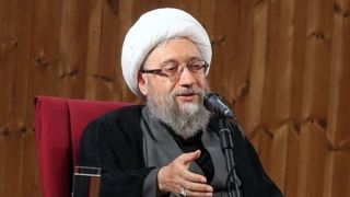 آملی‌لاریجانی: در جنگ ۱۲ روزه افرادی که به چهره‌شان نمی‌آمد، از نیروهای مسلح و نظام دفاع کردند