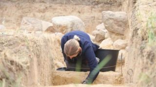 کشف مقبره‌هایی قدیمی‌تر از اهرام مصر