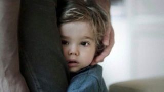 مجازات ممانعت از ملاقات فرزند با اشخاص ذیحق چیست؟ مجازات ممانعت از ملاقات فرزند با اشخاص ذیحق چیست؟