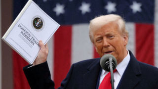 تعرفههای آمریکا ۱۵ تا ۵۰ درصد شد تعرفههای آمریکا ۱۵ تا ۵۰ درصد شد