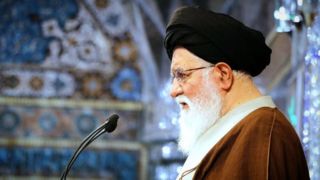 امام جمعه مشهد:آمریکا عامل اصلی شهادت مردم غزه بر اثر گرسنگی است 