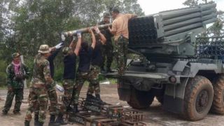 گسترش درگیری مرزی تایلند و کامبوج/ شمار تلفات دو طرف به ۳۲ نفر رسید گسترش درگیری مرزی تایلند و کامبوج/ شمار تلفات دو طرف به ۳۲ نفر رسید