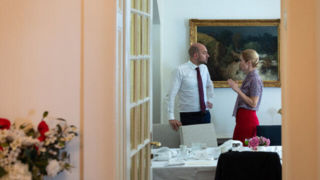 لوموند: رونویسی اروپا از دست آمریکا درباره ایران اشتباه بزرگی است لوموند: رونویسی اروپا از دست آمریکا درباره ایران اشتباه بزرگی است