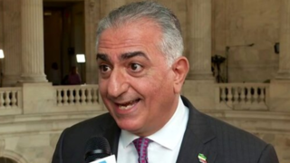 سجده به ربع‌پهلوی در سیرک مونیخ!