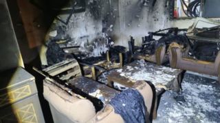 آتشسوزی صبحگاهی در یک مجتمع تجاری درگهان قشم مهار شد آتشسوزی صبحگاهی در یک مجتمع تجاری درگهان قشم مهار شد