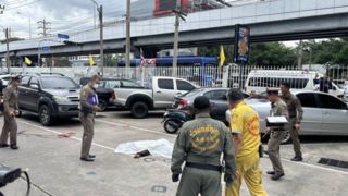 تیراندازی جمعی در بازاری در بانکوک؛ ۴ نیروی امنیتی کشته شدند تیراندازی جمعی در بازاری در بانکوک؛ ۴ نیروی امنیتی کشته شدند