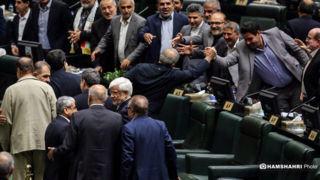 نمایندگان مجلس ایران ممنوع الموبایل شدند