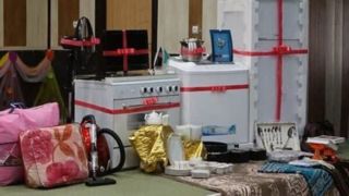 کمک یک میلیارد تومانی مادر شهید و بانوی خیر تبریزی به نوعروسان