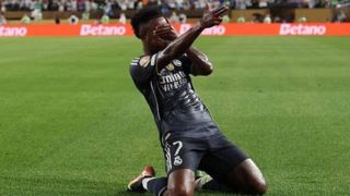 وینیسیوس: می‌خواهم الگوی برای همه باشم  