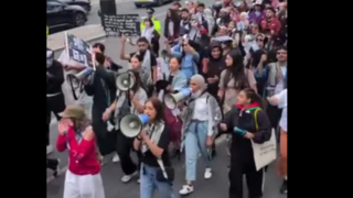 مردم لندن در کنار فلسطین ایستادند مردم لندن در کنار فلسطین ایستادند