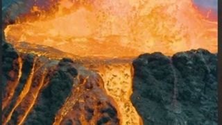 تصاویری از فوران کوه آتشفشانی کلوچفسکایا اسپوکا در روسیه تصاویری از فوران کوه آتشفشانی کلوچفسکایا اسپوکا در روسیه