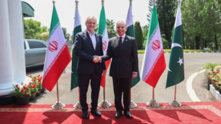 پزشکیان: ایران و پاکستان نشان دادند که دوست روزهای سخت یکدیگر هستند پزشکیان: ایران و پاکستان نشان دادند که دوست روزهای سخت یکدیگر هستند