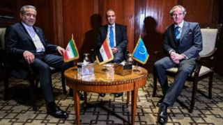 ظهور میانجی تازه برای مذاکرات هسته‌ای با آمریکا و آژانس/ عبدالعاطی با عراقچی، گروسی و ویتکاف تماس گرفت