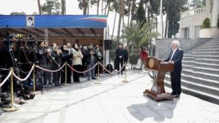 عارف: خبرنگاری جزو مشاغل سخت است