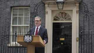 استارمر: تصویب طرح اشغال غزه اشتباه است استارمر: تصویب طرح اشغال غزه اشتباه است