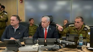 اسرائیل در هرج و مرج کامل است اسرائیل در هرج و مرج کامل است