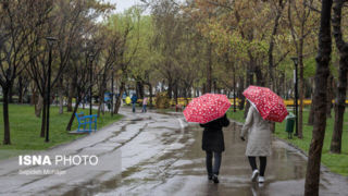 رگبار و باد و خاک در نقاط مختلف کشور