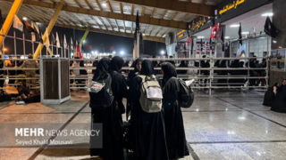 تردد روان زائران اربعین در شلمچه و چذابه؛ تمهیدات مناسب برای زائران