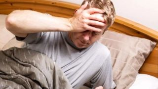 بلایی که خواب نامنظم سر بدن ما میآورد؟ بلایی که خواب نامنظم سر بدن ما میآورد؟