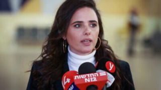 ایران تلفن وزیر دادگستری سابق اسرائیل را در جریان جهاد ۱۲ روزه ژوئن هک کرد ایران تلفن وزیر دادگستری سابق اسرائیل را در جریان جهاد ۱۲ روزه ژوئن هک کرد