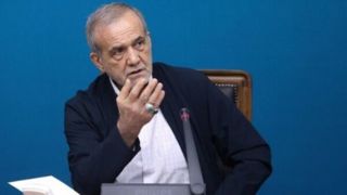 پزشکیان: دست از مدیران پروازی برداریم/از متخصصان دلسوز و بومی استانی استفاده کنیم