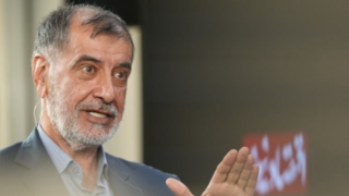 باهنر: وزیر پزشکیان گفت که حال و حوصله کارهای سخت را ندارم/ نگران استعفای پزشکیان بودم باهنر: وزیر پزشکیان گفت که حال و حوصله کارهای سخت را ندارم/ نگران استعفای پزشکیان بودم