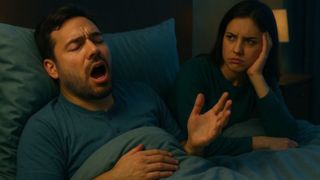 راز علمی یک عادت شبانه؛ چرا در خواب حرف می‌زنیم؟ | آیا این موضوعی نگران‌کننده است؟