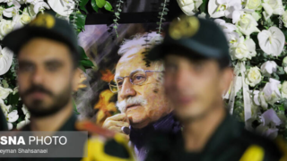 مراسم استقبال از پیکر استاد فرشچیان در اصفهان مراسم استقبال از پیکر استاد فرشچیان در اصفهان