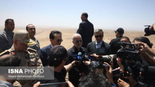 دولت و مجلس برای تامین اعتبارات ساخت دیوار مرزی مصمم اند