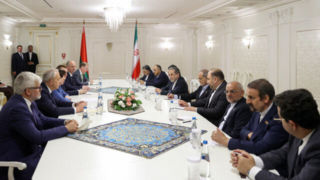 پزشکیان: ایران خواهان زندگی مسالمتآمیز با همه ملتهاست پزشکیان: ایران خواهان زندگی مسالمتآمیز با همه ملتهاست