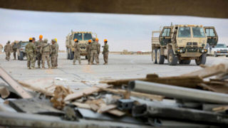 آغاز خروج نیروهای آمریکایی از پایگاه «عین الاسد» آغاز خروج نیروهای آمریکایی از پایگاه «عین الاسد»