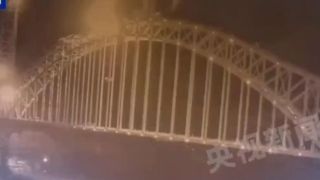 پاره‌شدن کابل پل در چین جان ۷ نفر را گرفت