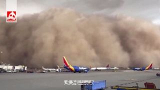 تصاویری از آسمان آریزونا هنگام طوفان شن تصاویری از آسمان آریزونا هنگام طوفان شن