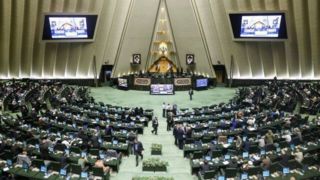 واکنش نمایندگان مجلس به فعالسازی مکانیسم ماشه؛ زیر بار زور نمیرویم واکنش نمایندگان مجلس به فعالسازی مکانیسم ماشه؛ زیر بار زور نمیرویم