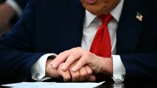 ️مرگ ترامپ دلیل نیمه افراشته شدن پرچم کاخ سفید است؟ ️مرگ ترامپ دلیل نیمه افراشته شدن پرچم کاخ سفید است؟