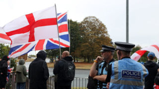 یورش افراد نقابدار به هتل پناهجویان در انگلیس؛ ۵ نفر بازداشت شدند