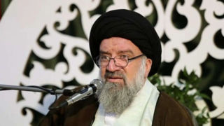 دفاع احمد خاتمی از دولت: نباید آنها را تخریب کرد