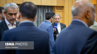 عراقچی: درباره اسنپبک در اجلاس شانگهای صحبت خواهد شد عراقچی: درباره اسنپبک در اجلاس شانگهای صحبت خواهد شد