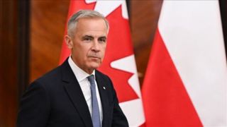 کانادا دست به دعا برداشت