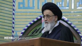 مراقب نفوذ فرهنگی دشمن باشیم مراقب نفوذ فرهنگی دشمن باشیم