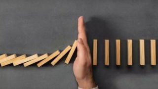 چرا باید اصلاح‌طلبان با وطن‌فروشان مرز بندی کنند؟ 