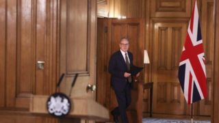 استارمر تغییراتی در کابینه دولت بریتانیا انجام می‌دهد