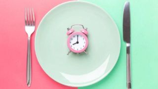 زمان صرف صبحانه بر طول عمر اثر می‌گذارد
