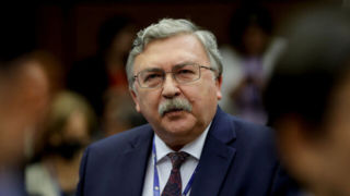 اولیانوف: آمریکا و تروئیکای اروپا برنامه هسته‌ای ایران را سیاسی کرده‌اند