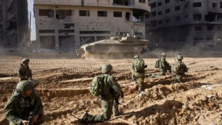 تحلیلگر اسرائیلی: اشغال غزه میتواند به دام خطرناک برای “اسرائیل” تبدیل شود تحلیلگر اسرائیلی: اشغال غزه میتواند به دام خطرناک برای “اسرائیل” تبدیل شود