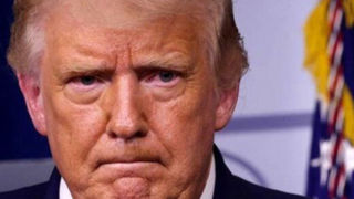 هوکردن ترامپ در مسابقه فینال تنیس اوپن آمریکا هوکردن ترامپ در مسابقه فینال تنیس اوپن آمریکا